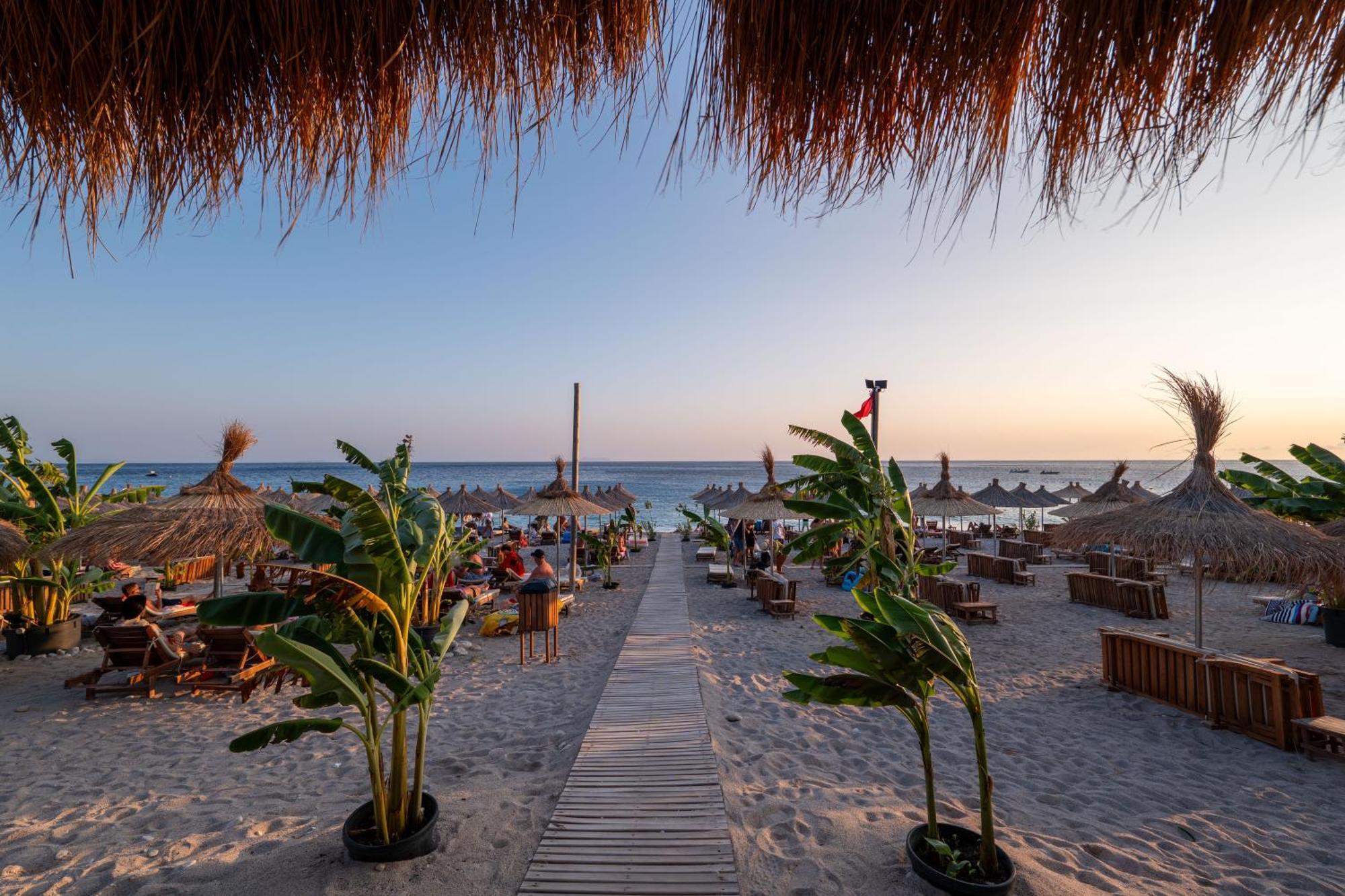 Domi Beach Valley Dhermi Exterior photo